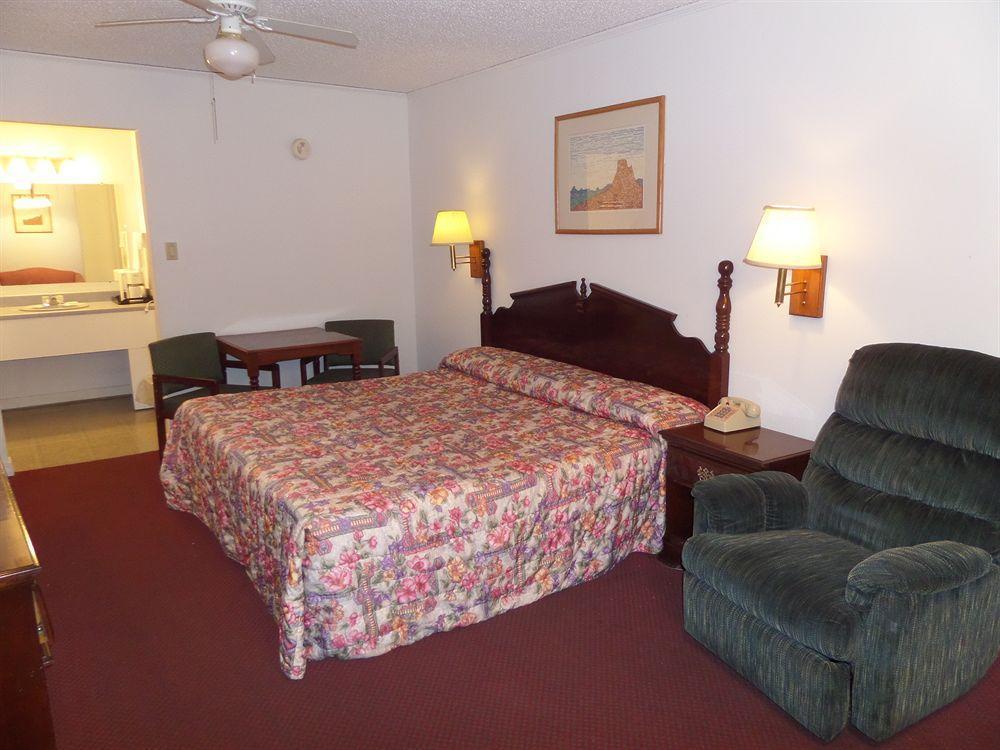 Econo Lodge Russellville I-40 Esterno foto